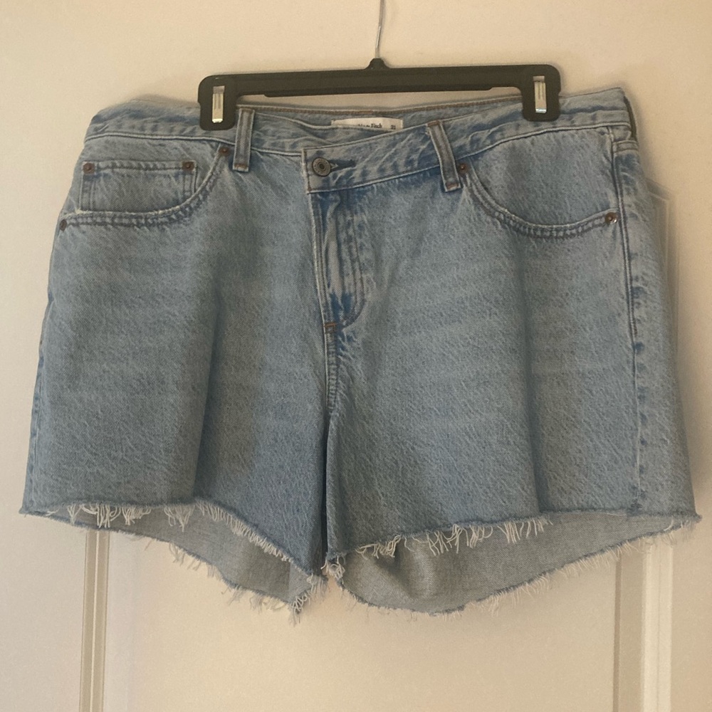NWOT Abercrombie & Fitch Light Blue Jean Shorts